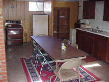 Brick Kitchen.jpg (33971 bytes)