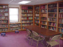 Library 1.jpg (36701 bytes)